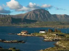 Villa Borgvåg - A unique Seafront Villa in the heart of Lofoten