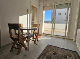 Ariana में, होटल Ennasr Apartment, Panoramic Capital View