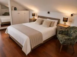 Villa Magnetic