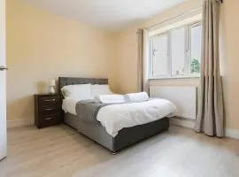 Bright 3BR Family Home Fully Equipped