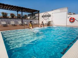 Hotel Marina, hotel u Rosesu
