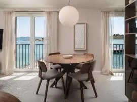 Seaview Apartments