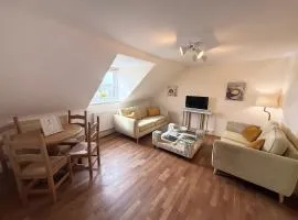 2 Bedroom Apartment - Parking & Stunning Views