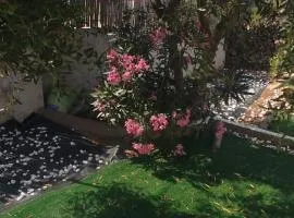 Casa Ribes Rooms, l'angolo tranquillo alle porte della città