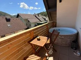 Green Breeze House Mozirje - Cozy Nights & Hot Tub