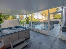 Fun Hot Tub & Pool Beach Home - Pet Friendly