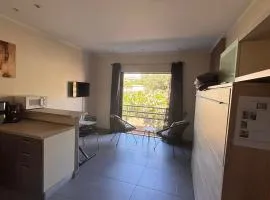 Studio climatisée dans résidence à 5 minutes des plages a pied