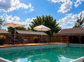 Holiday Resort Zakątek Łeba โรงแรมในเวบา