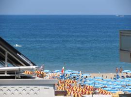 Hotel Gemini: Rimini'de bir otel