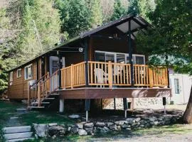 Spa Lake & Miller Zoo - Oppy Shack