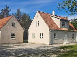 5 star holiday home in Lärbro