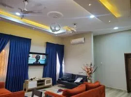 OMNI LUXURY Apartments