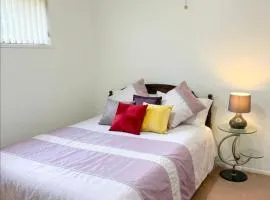 Private 2-Bedroom Suite in 3-Bedroom House