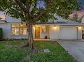 Modern 3BR Davis Retreat