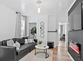 Entire unit with Backyard