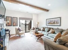 Classic Ski-in Ski-out Condo