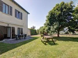 Gîte 80m² avec Terrasse, Wifi et Animaux Acceptés - FR-1-496-113