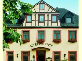 Hotel Alter Posthof, hotel with parking in Spay