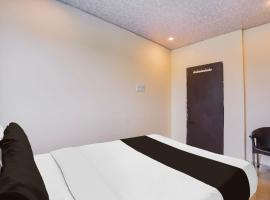 HOTEL O REGAL INN, hotel i Dhantoli