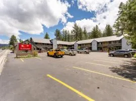 Econo Lodge Inn & Suites Heavenly Village Area