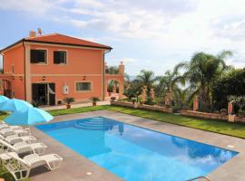 Villa Gramati, hotel v destinaci Savoca