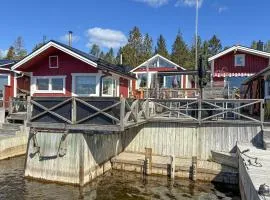 Lovely Home In Vallvik With Sauna