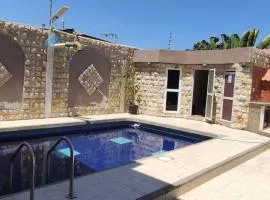 Casa Amplia con Piscina Privada cerca del Malecón