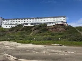 Newport Oceanfront Inn