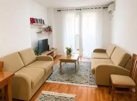 Cozy Apartment, Free Parking near Dajti Cable Car, Bunk'Art