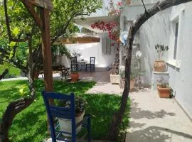 B&B Hestia's Hideaway