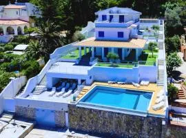 White Coral with Sea Access & Shared Pool