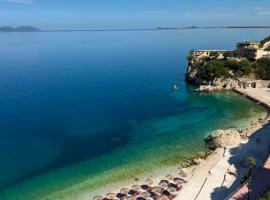 Skyhill Rooms and Suites, khách sạn ở Vlorë