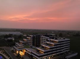 Golden Yug Resort by SS, hotel i Sānwer