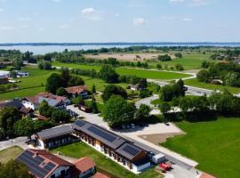Das Exter - modernes Self Check-in Hotel am Chiemsee, ξενοδοχείο σε Ubersee