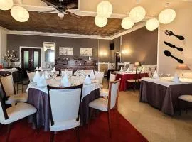 Logis Hôtel Le Merle Blanc