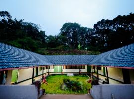 Shambhala Hilltop Homestay Coorg, hotel a Subrahmanya