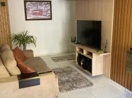 Apartamento COMPLETO, Próximo ao Centro, Arena Condá e Hospital Regional