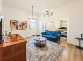 406 Canyon Rd #2