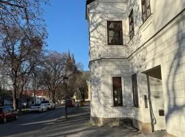 New Apartment on Kapitulská Street with parking