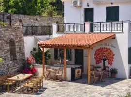Eri Rooms to Let