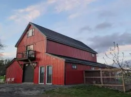 Scenic Homestead Barndominium