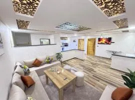 Comfortable Basement Apartment Self Check-in