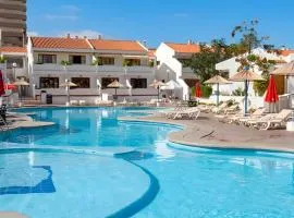 Las Americas Studio Apartment