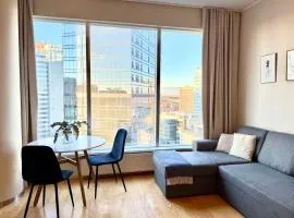 City Heart Studio with Stunning Sea & City Views
