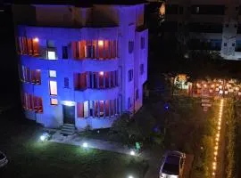 La Famiglia Villa