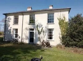 Headson Farmhouse
