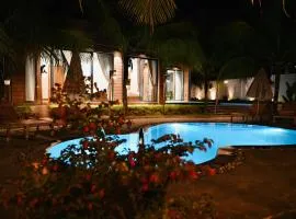 Private Pool & Garden Chill Villa with BBQ Area