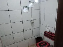 Suíte para Casal em Paricatuba Espaço Parica Wi-Fi e Ar-Condicionado