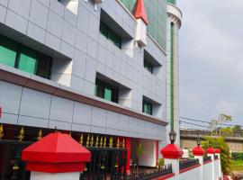 Hotel bessota international Thiruvalla、サーウーバラのホテル