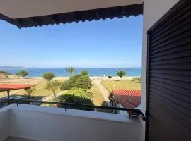 Villa Nikoleta - Beach Front luxury villa with beach access